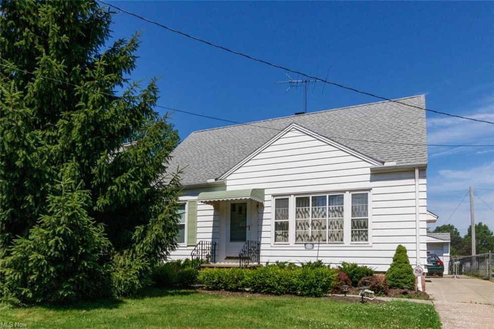 Welcome Home! 23851 Devoe Ave. Euclid, OH 44123!