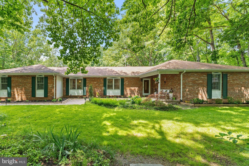 7260 Beauregard Ct, Warrenton, VA 20187 - photo 1