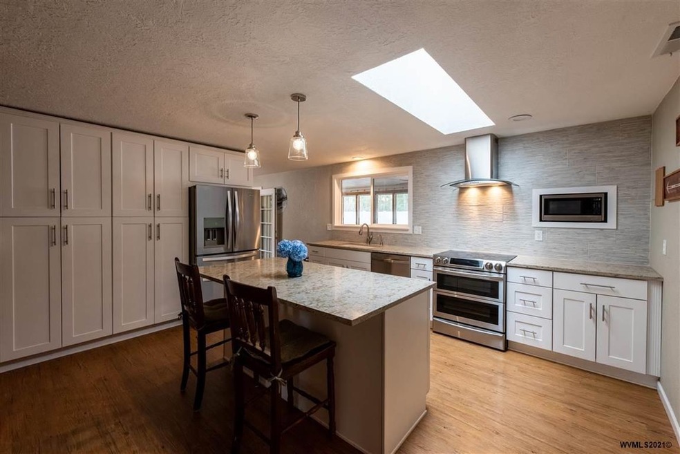 4555 Matthews Loop S, Salem, OR 97302 - photo 1