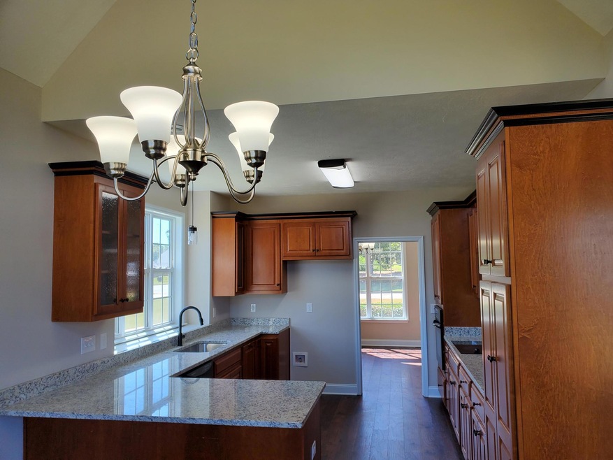 916 Mcmillan Cir, Augusta, GA 30907 - photo 1