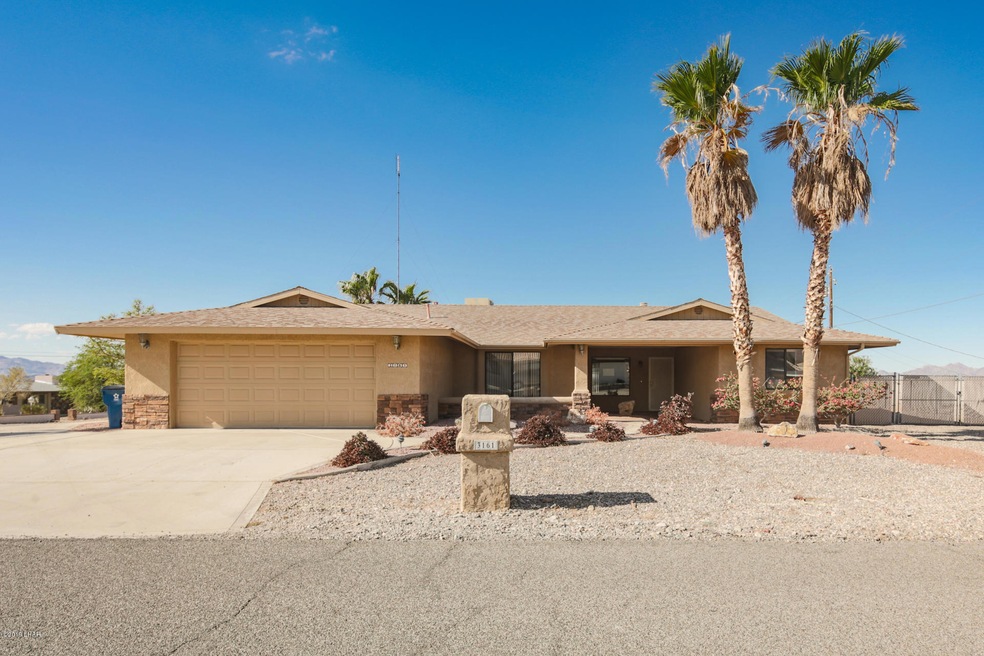 3161SilverSaddleDr_01