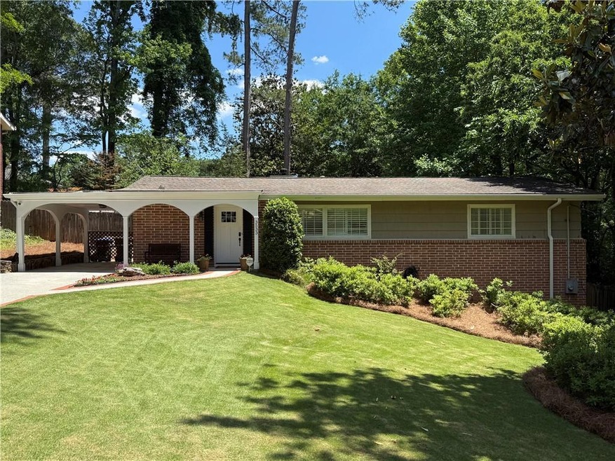 Sold $700,000 • Co-Listing Agent