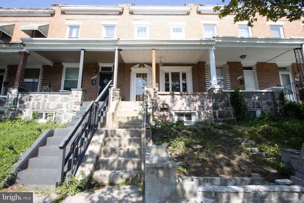 2536 Aisquith St, Baltimore, MD 21218 - photo 1