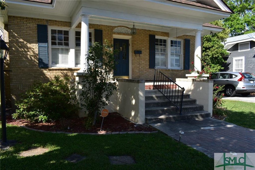 Front of house with porch with columns