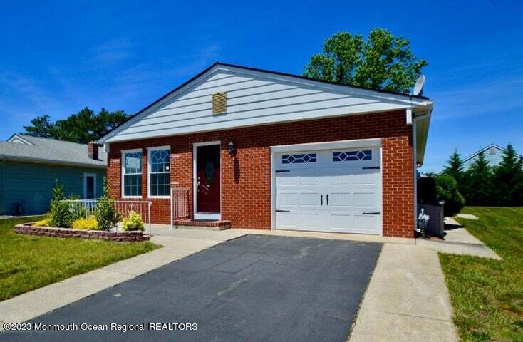 Sold $292,500 • Co-Listing Agent