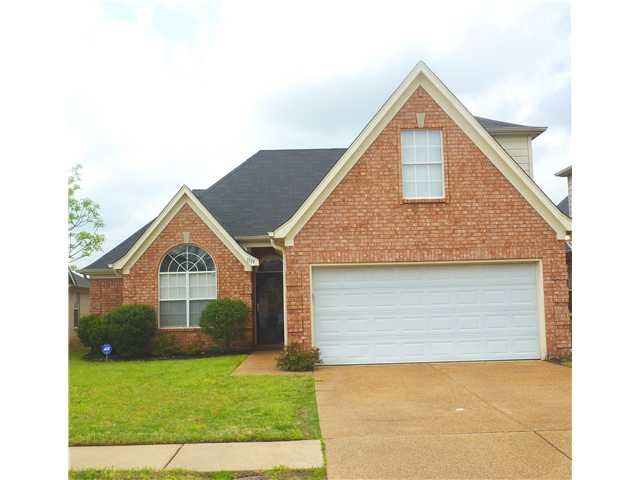 WELCOME HOME to 1319 Farwoods!  $0 Down for Qualif