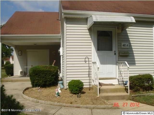 48 Piazza Tasso, Freehold, NJ 07728 - photo 1