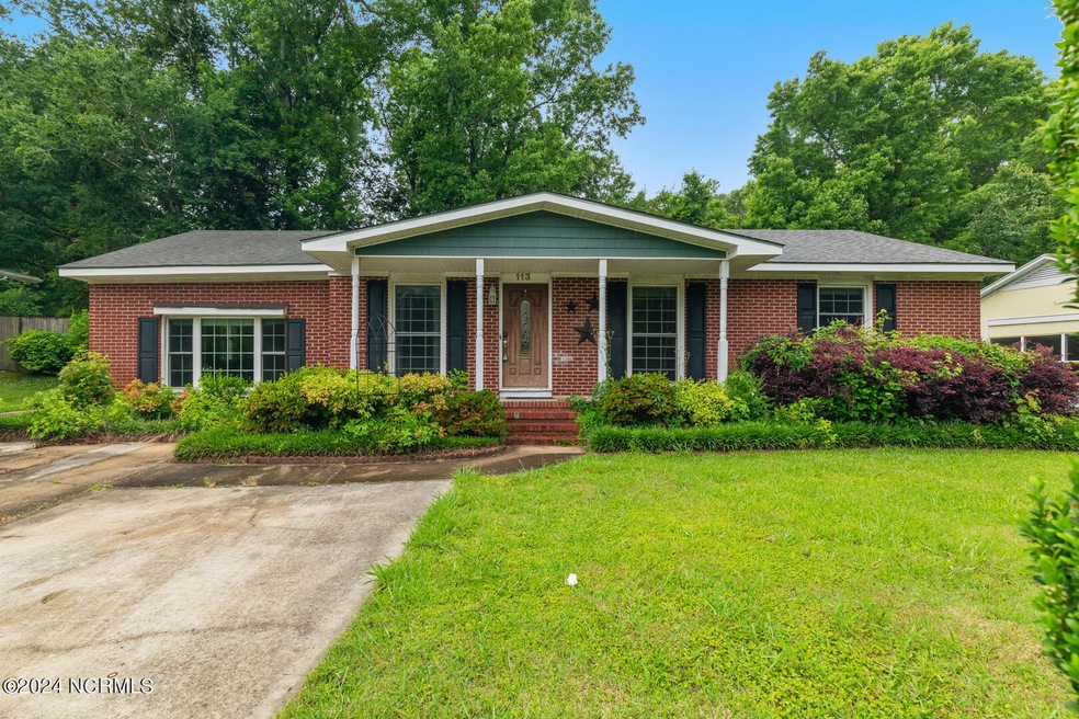 113 Brookdale Plaza, Jacksonville, NC 28546 - photo 1