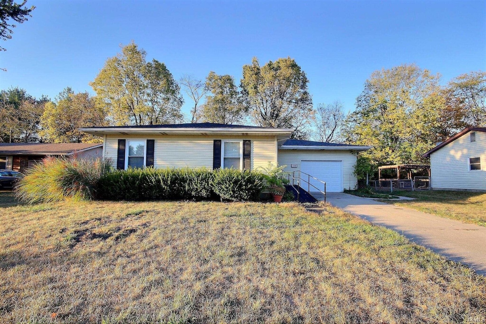 2090 Chief Turtle Ct, Huntington, IN 46750 - photo 1