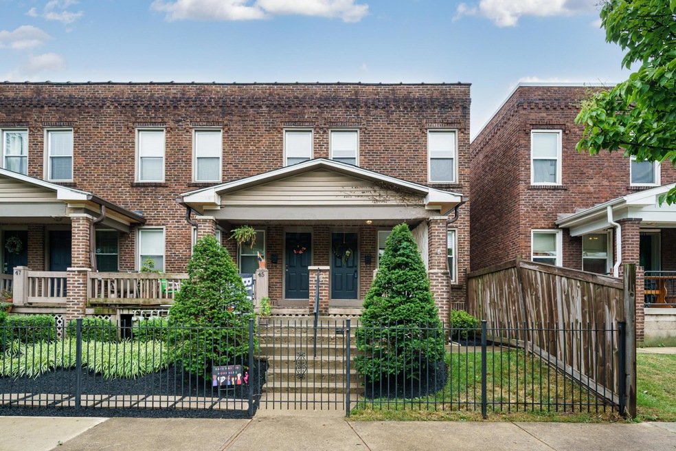 43 E Markison Ave_MLS_01
