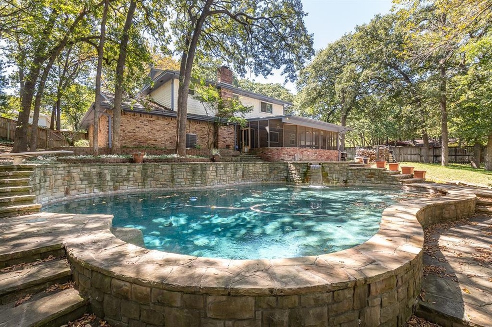 4106 Pebble Creek Dr, Euless, TX 76040 - photo 1