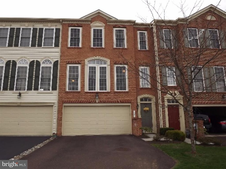 75 N Savanna Dr, Pottstown, PA 19465 - photo 1