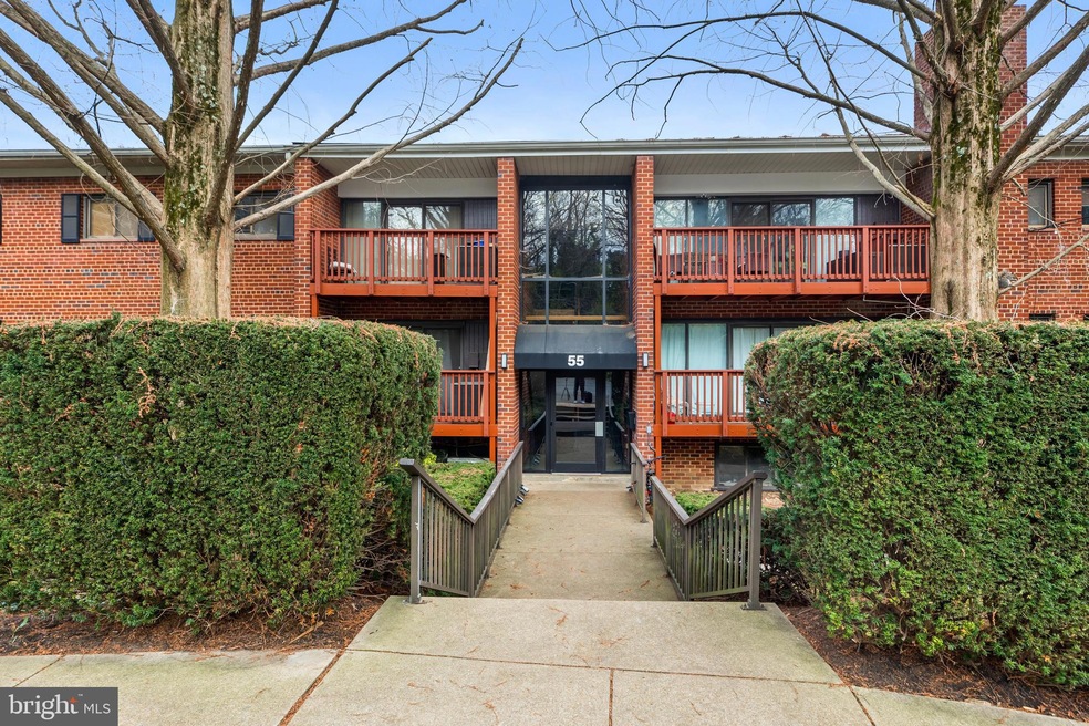 55 Skyhill Rd unit 101, Alexandria, VA 22314 - photo 1