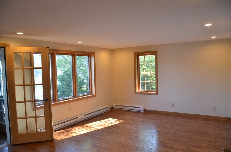 58 Old Clubhouse Ln, Bristol, NH 03222 - photo 1