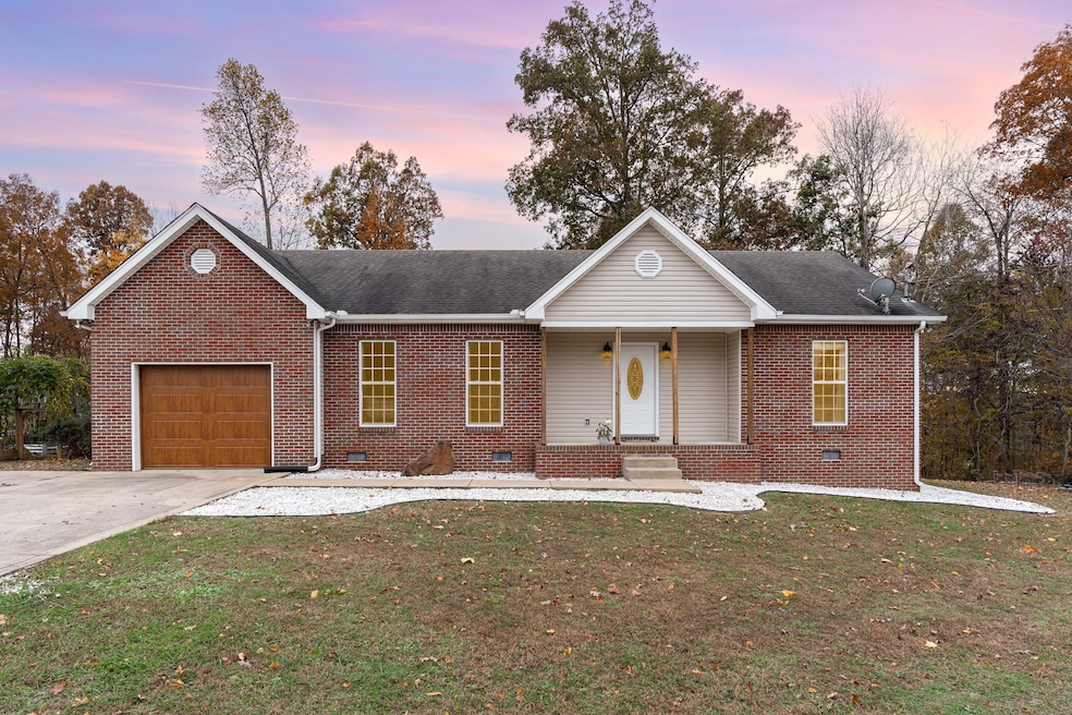 3075 Bowker Rd, Charlotte, TN 37036 - photo 1