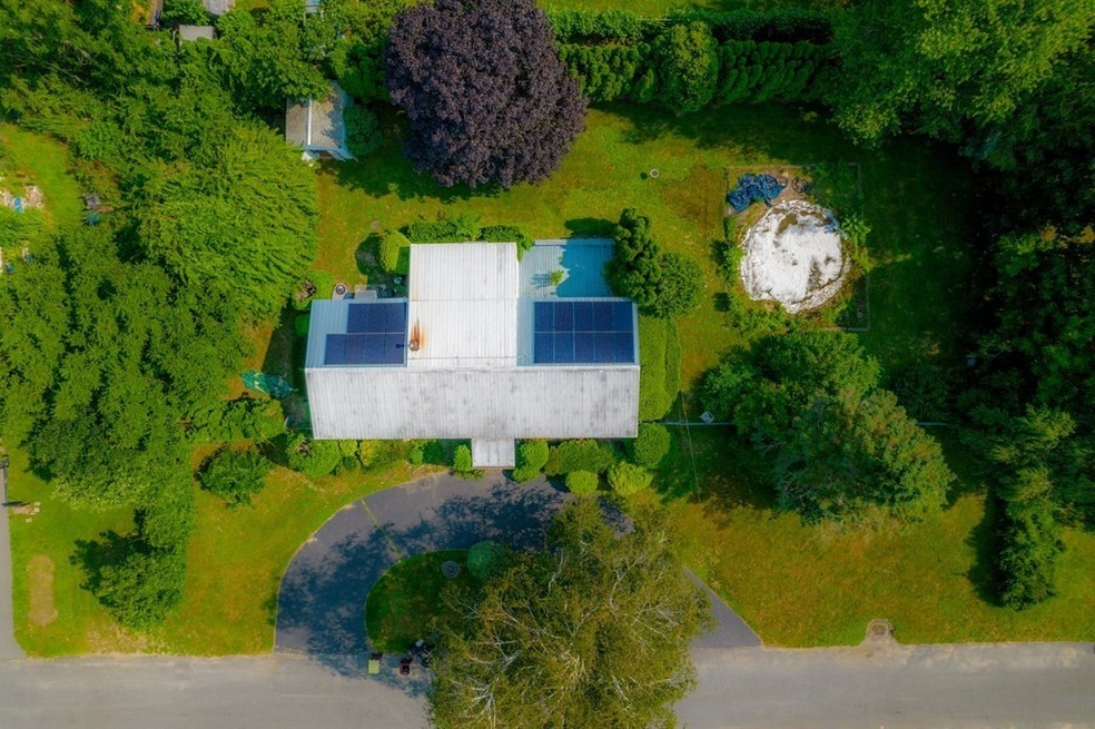 42 Anthony St, Acushnet, MA 02743 - photo 1