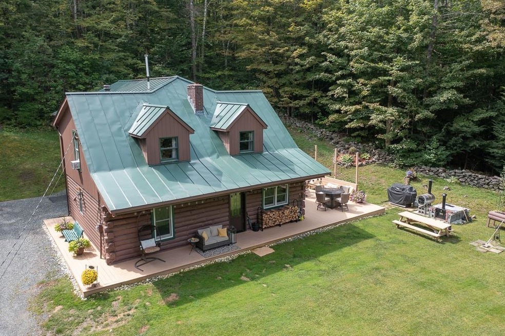 211 Hidden Ln, White River Junction, VT 05001 - photo 1