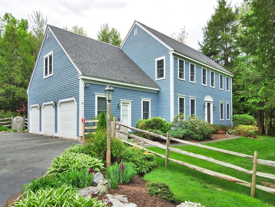 96 Hickory Ln, Yarmouth, ME 04096 - photo 1