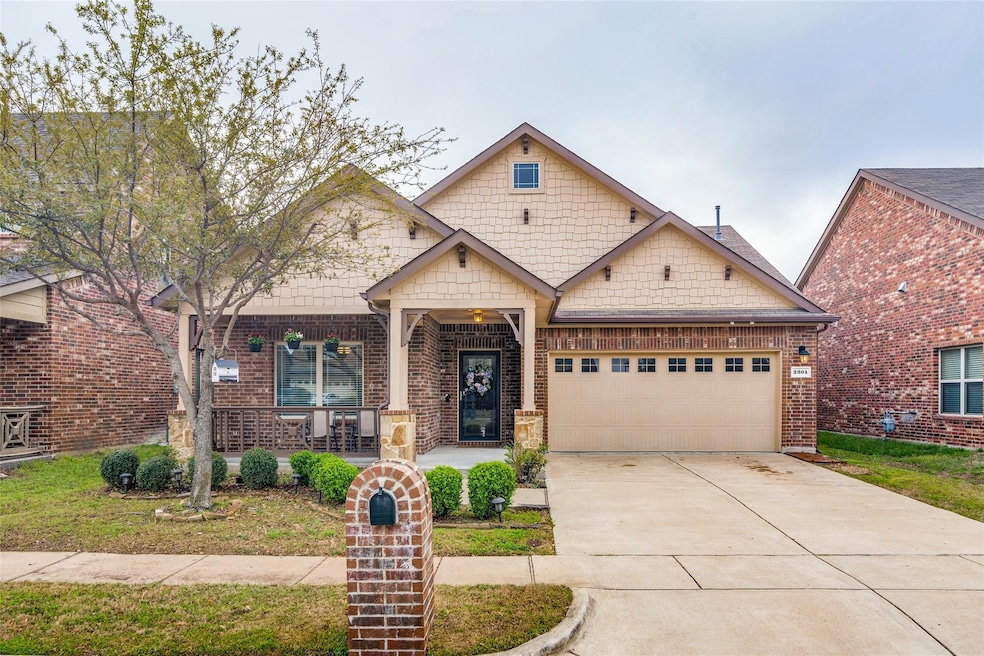 2304 Rosemary Ln, Rowlett, TX 75089 - photo 1