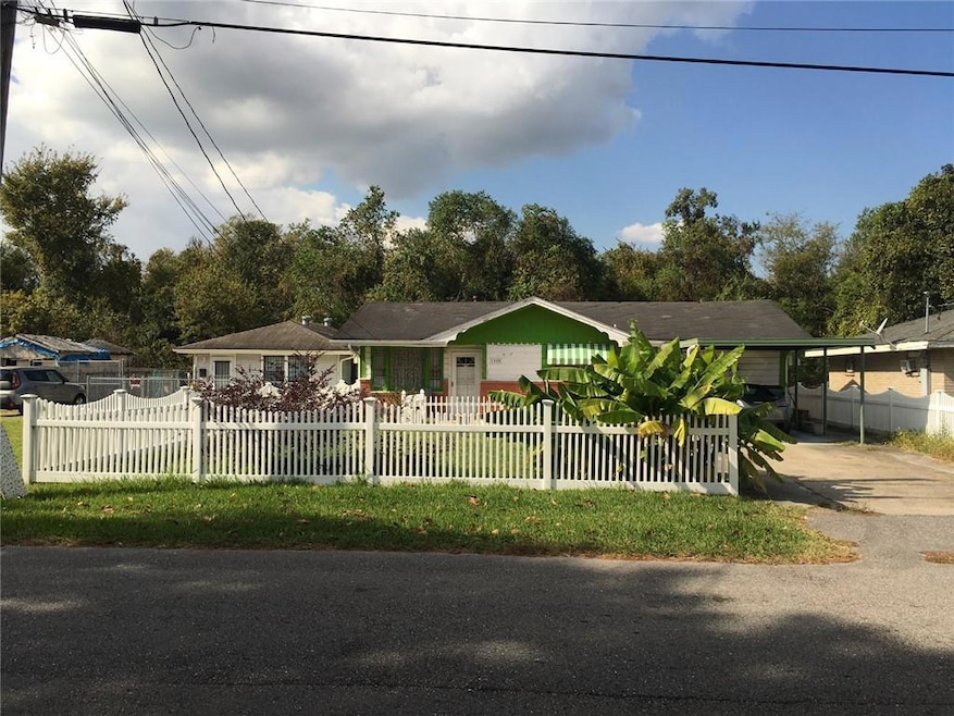 1330 West Dr, Westwego, LA 70094 - photo 1