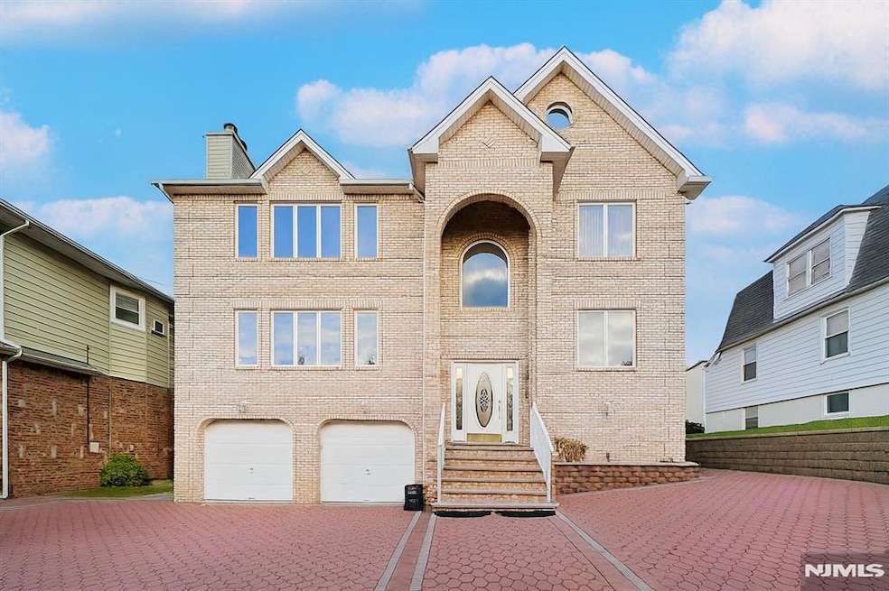 46 Bayliss St, North Arlington, NJ 07031 - photo 1