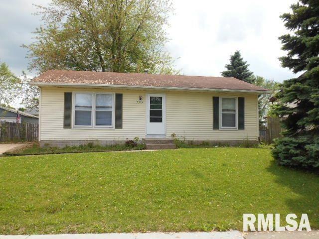 3315 W 43rd St, Davenport, IA 52806 - photo 1