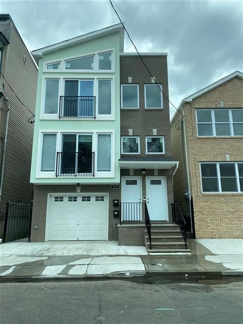 127-129 Brookdale Ave unit 2, Newark, NJ 07106 - photo 1