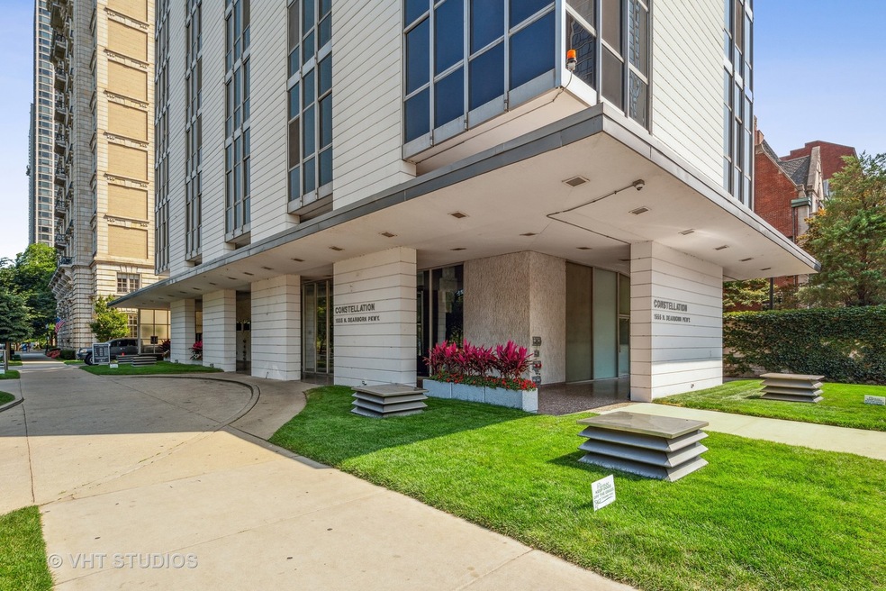 1555 N Dearborn Pkwy unit 24A, Chicago, IL 60610 - photo 1
