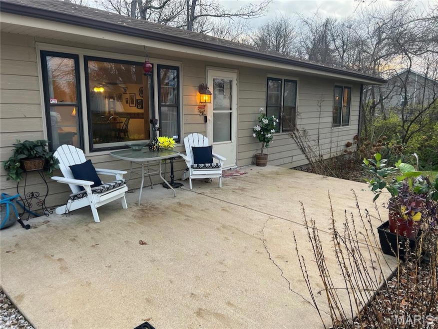 10 Doris Ave, O Fallon, MO 63368 - photo 1