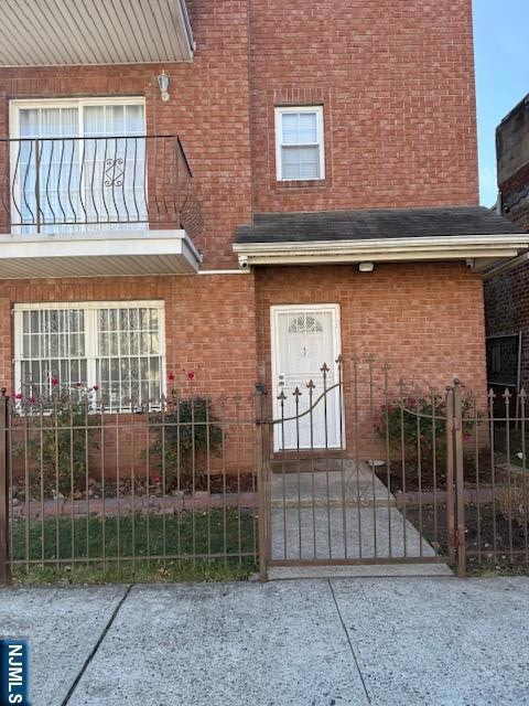 358 Hawthorne Ave unit 356, Newark, NJ 07112 - photo 1