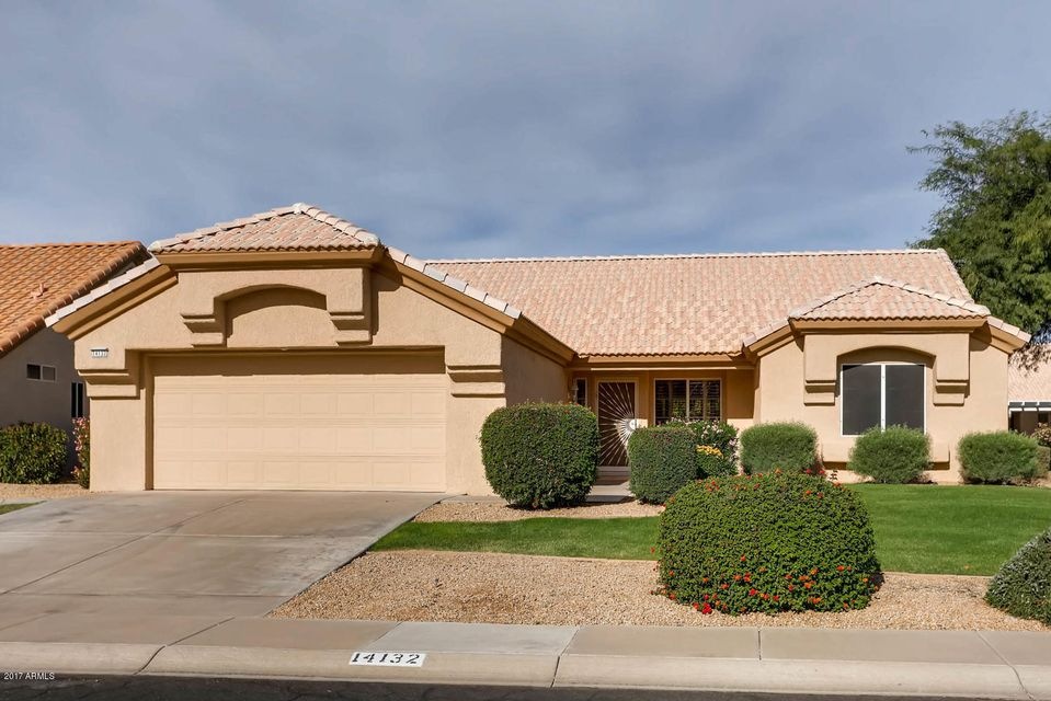 14132 W Circle Ridge Sun City-large-001-