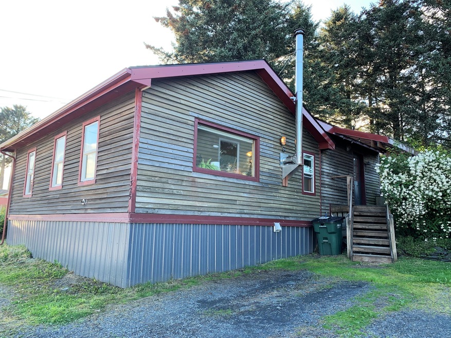 1325 Mission Rd - Front exterior