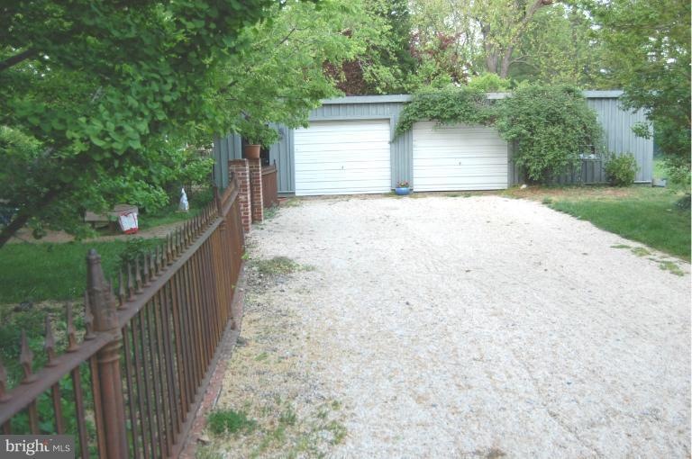 7200 Maryland Ave, Queenstown, MD 21658 - photo 1