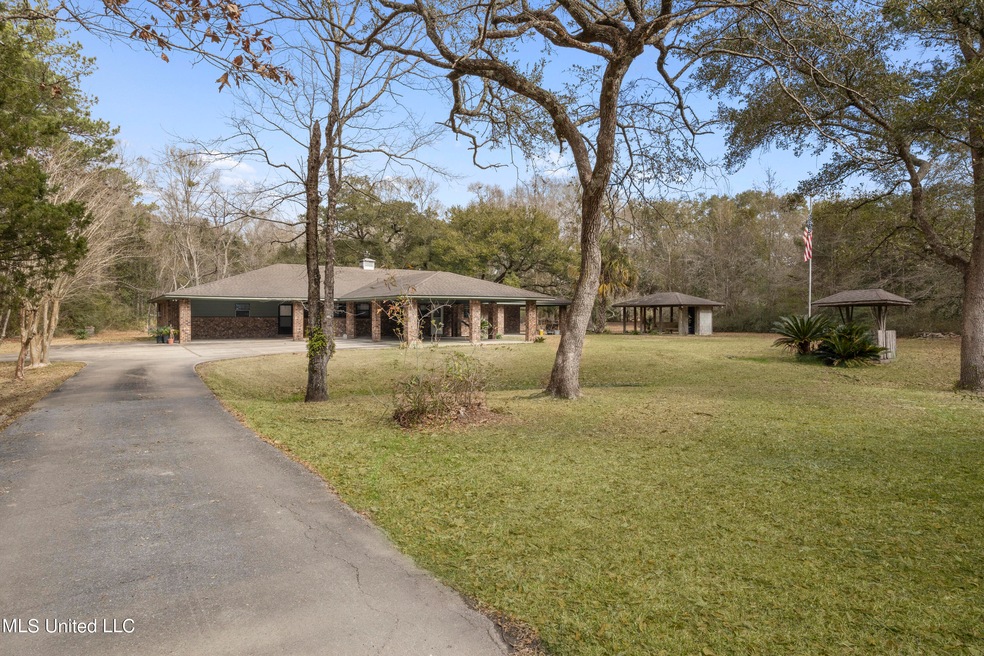3301 Westerland Dr, Moss Point, MS 39562 - photo 1