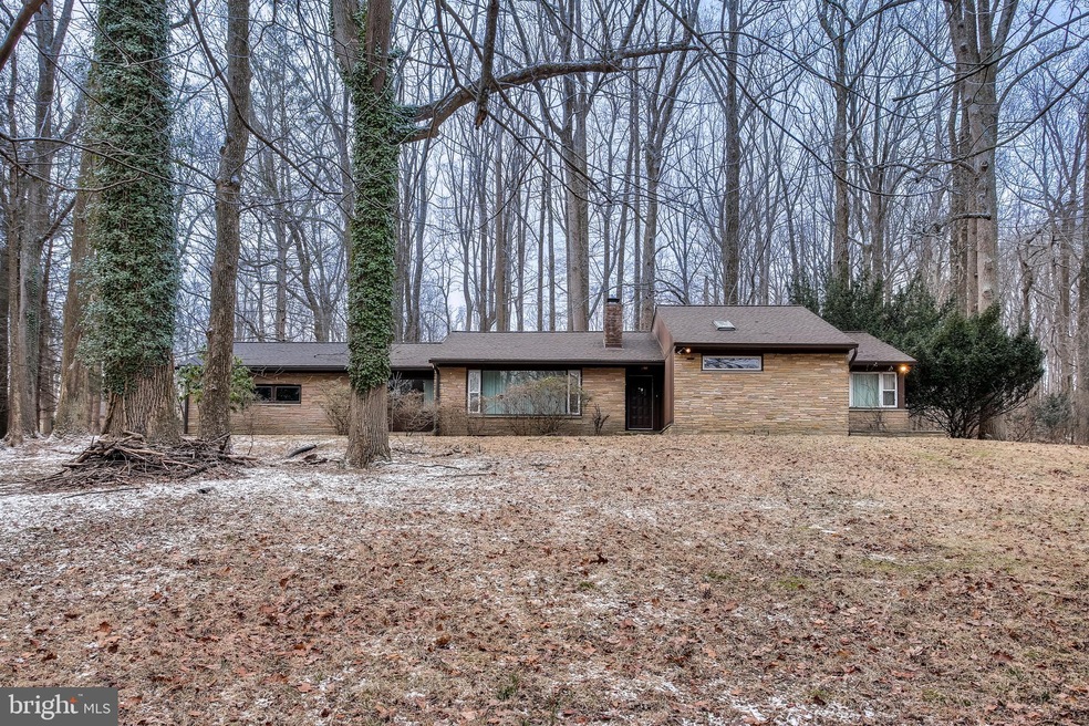 1403 Highview Dr, Lutherville Timonium, MD 21093 - photo 1