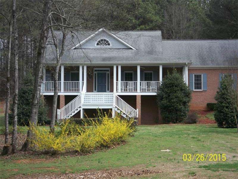 Welcome to your new home! Stunning home with great