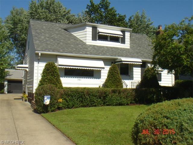 Welcome to 1581 Empire Rd.!  This 4 bedroom, 2 ful
