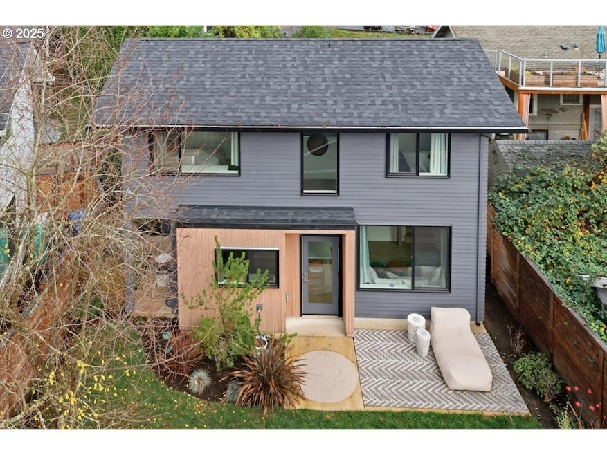 3590 SW Patton Rd unit C, Portland, OR 97221 - photo 1