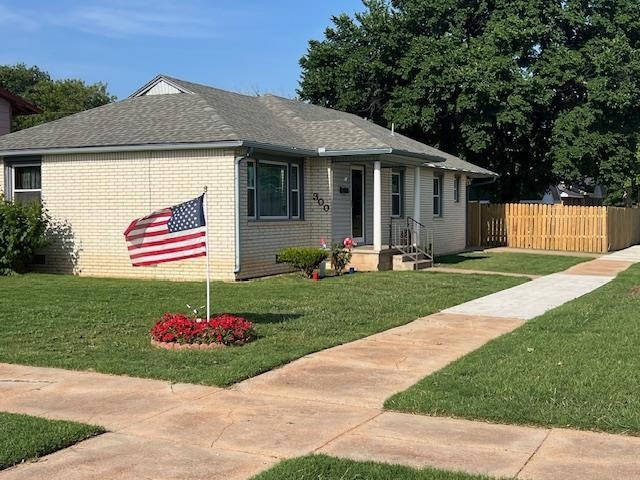 300 N Lowe St, Hobart, OK 73651 - photo 1