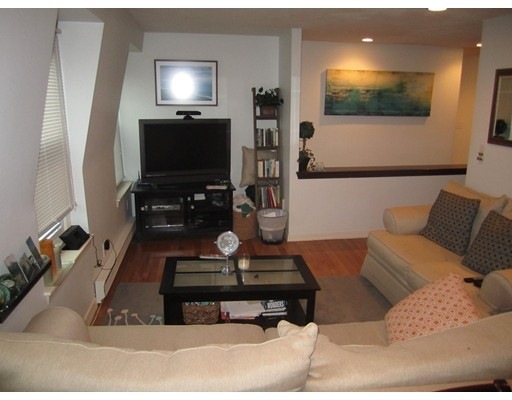 16 Parmenter St unit 4L, Boston, MA 02113 - photo 1