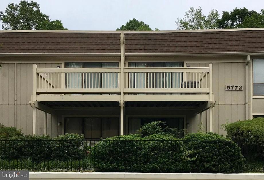 5772 Rexford Ct, Springfield, VA 22152 - photo 1