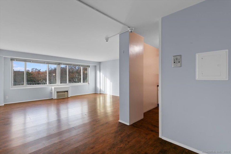 University Towers unit 3B, New Haven, CT 06511 - photo 1