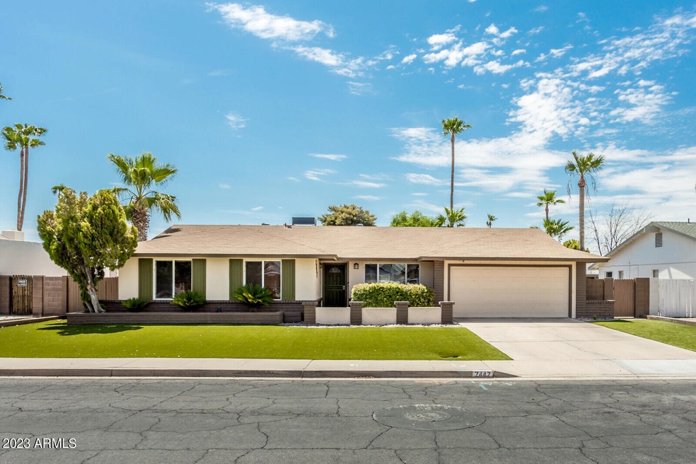Low Maintenance Front Yard