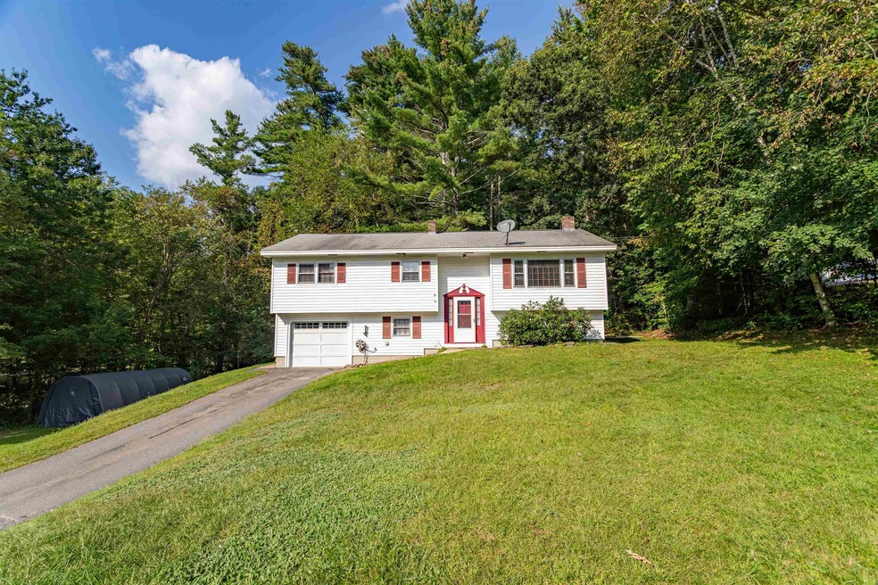 7 Dumont Rd, Hudson, NH 03051 - photo 1