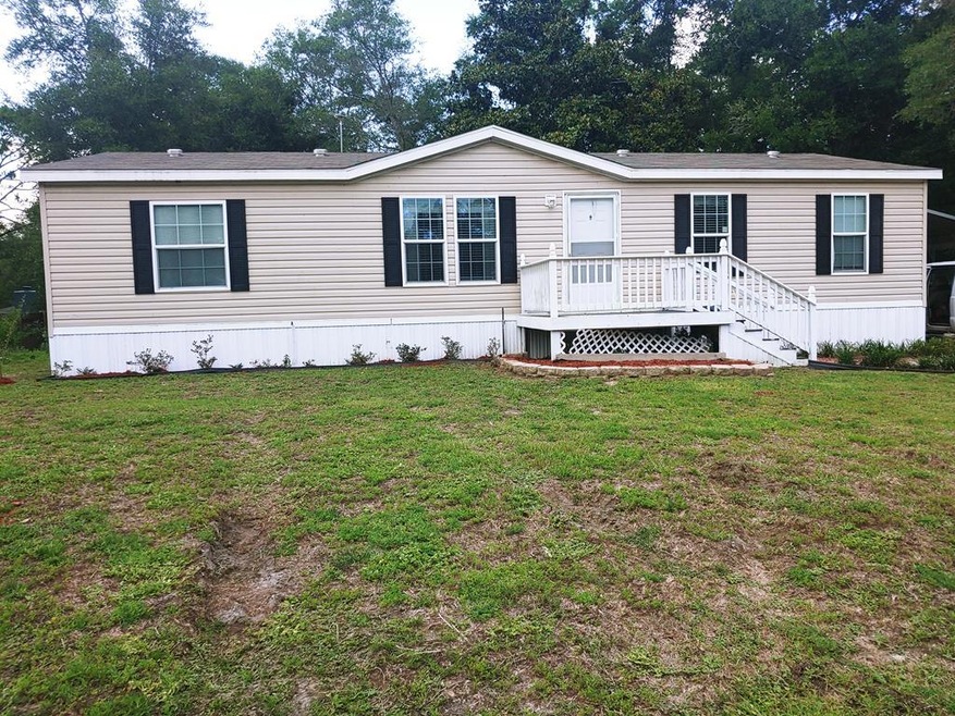 902 NW Avenue F, Carrabelle, FL 32322 - photo 1