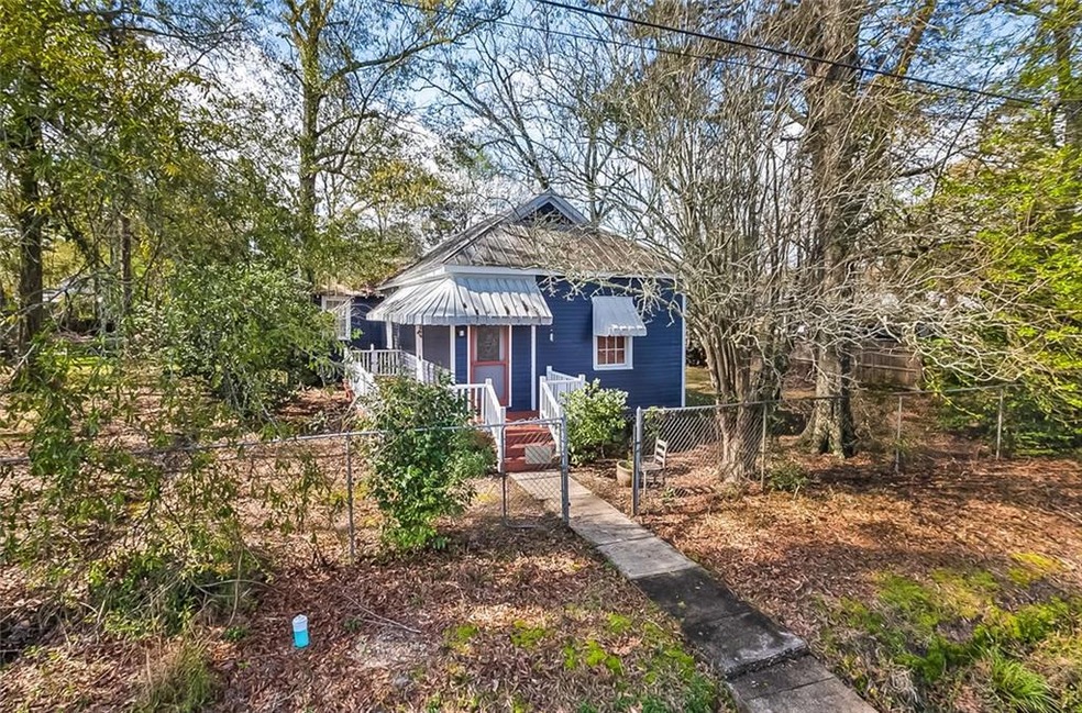 725 W 26th Ave, Covington, LA 70433 - photo 1