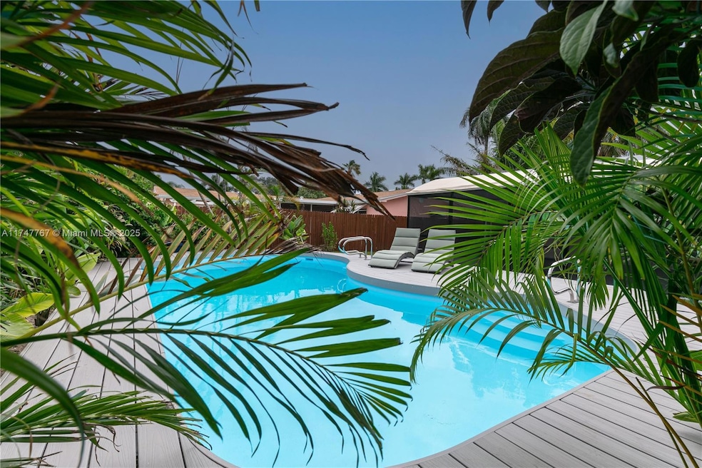 1507 Harding St unit 1, Hollywood, FL 33020 - photo 1