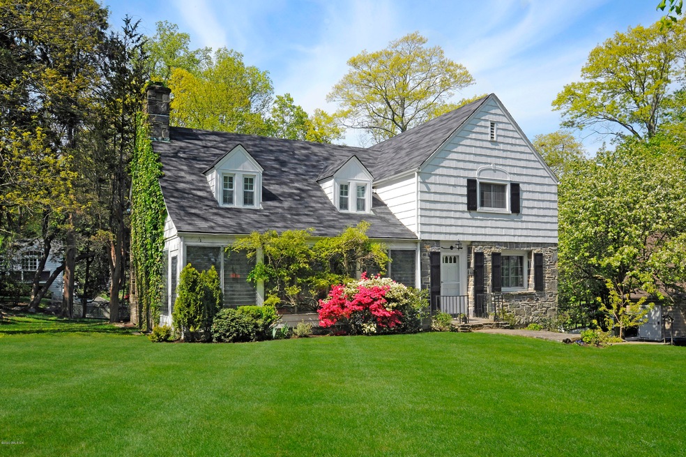 25 Wesskum Wood Rd, Riverside, CT 06878 - photo 1