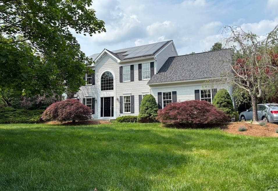 2 Farm Pond Ln, Franklin, MA 02038 - photo 1