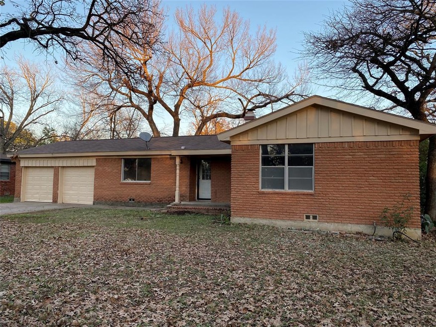 1112 Reed St, Hurst, TX 76053 - photo 1